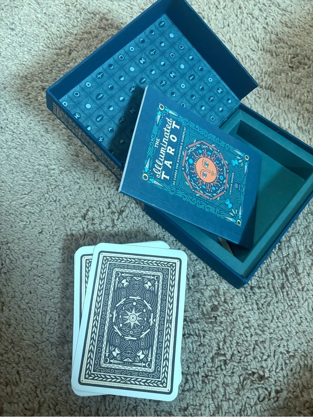 The Illuminated Tarot Deck